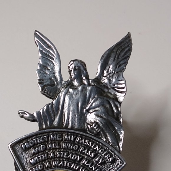 Camco Saint Christopher Protect Us Metal Auto Visor Clip - Picture 2 of 14